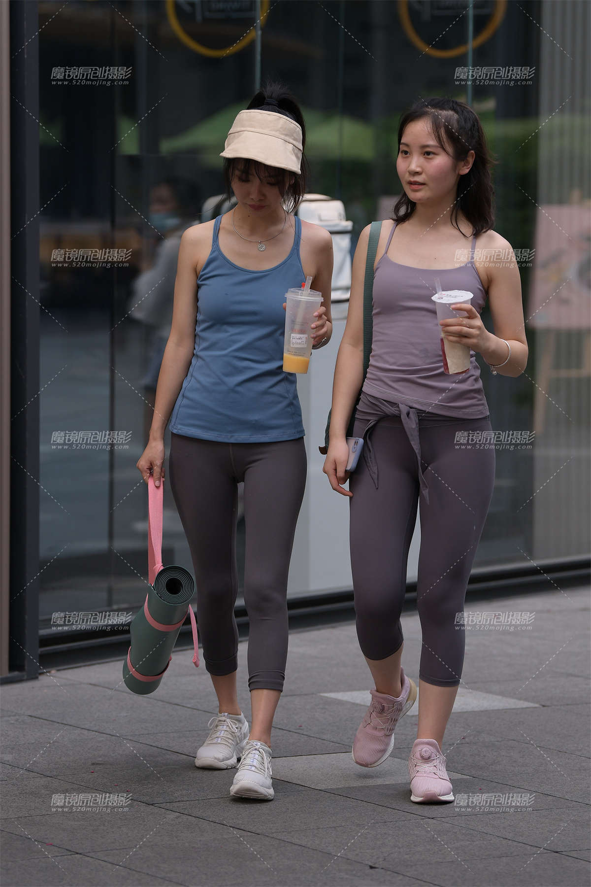 紧身裤美女-日更街拍