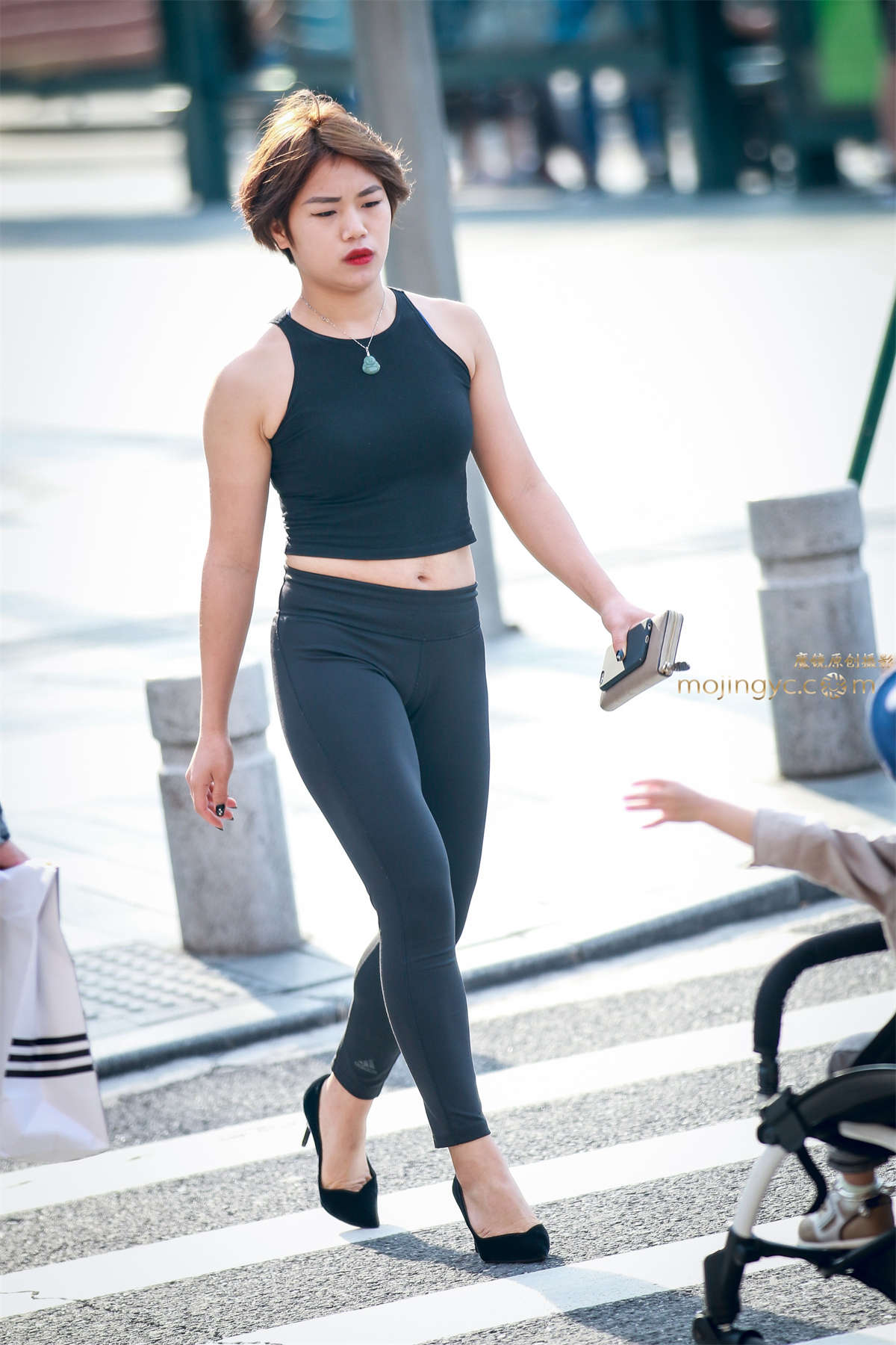 T裤 紧身 丰满 肉欲 高跟-日更街拍