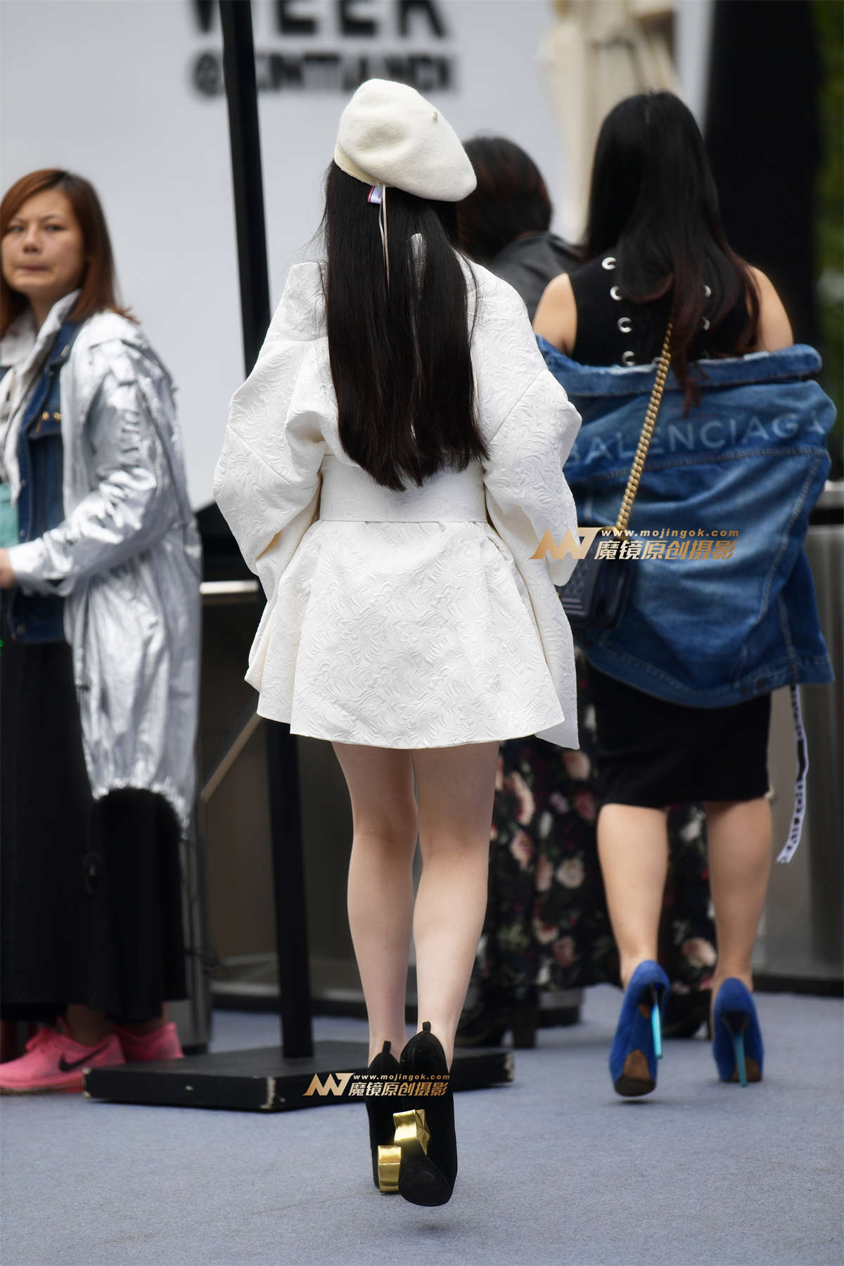 图片[2]-时尚美腿美女-日更街拍