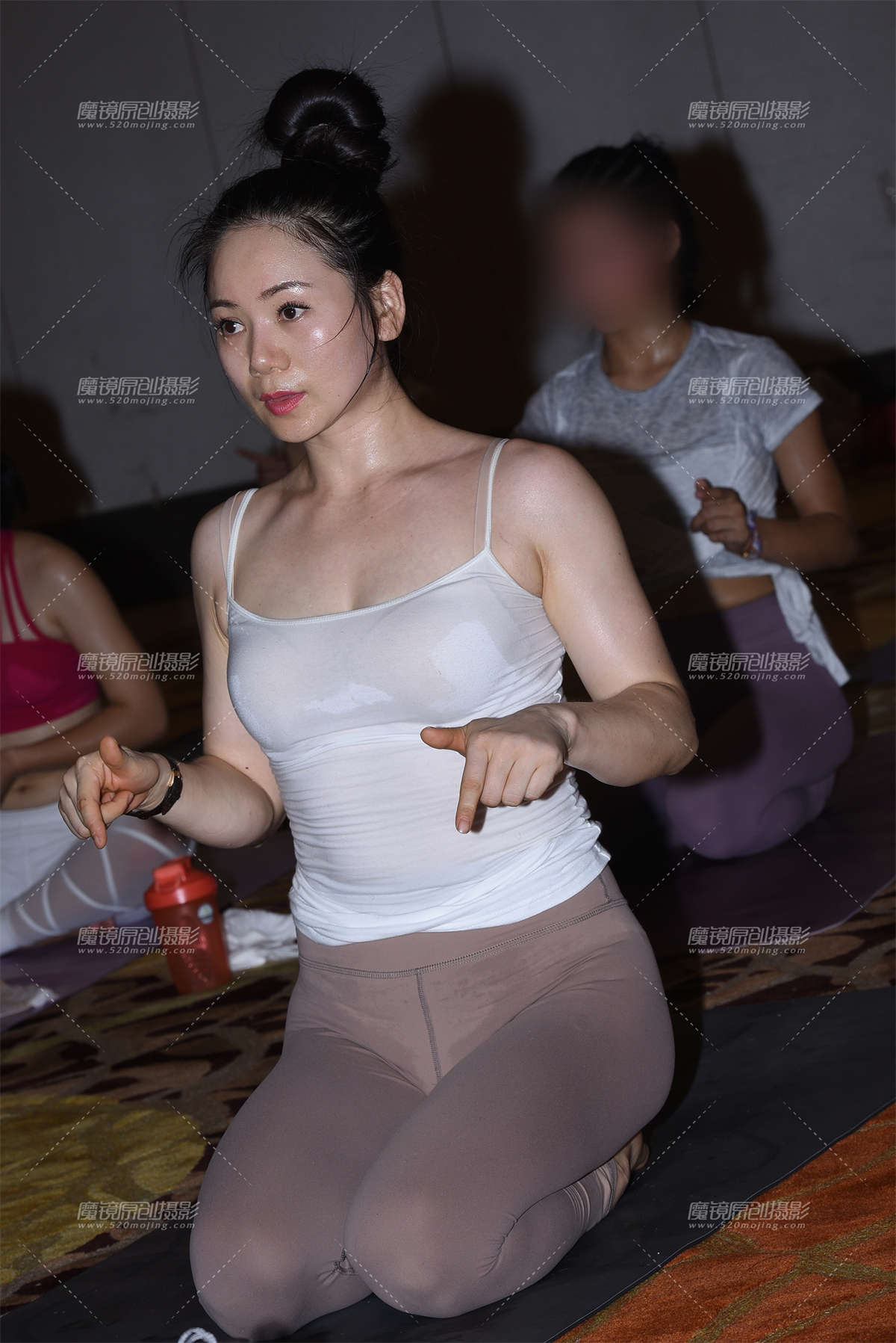 【咔喳赛贴】闷热-日更街拍