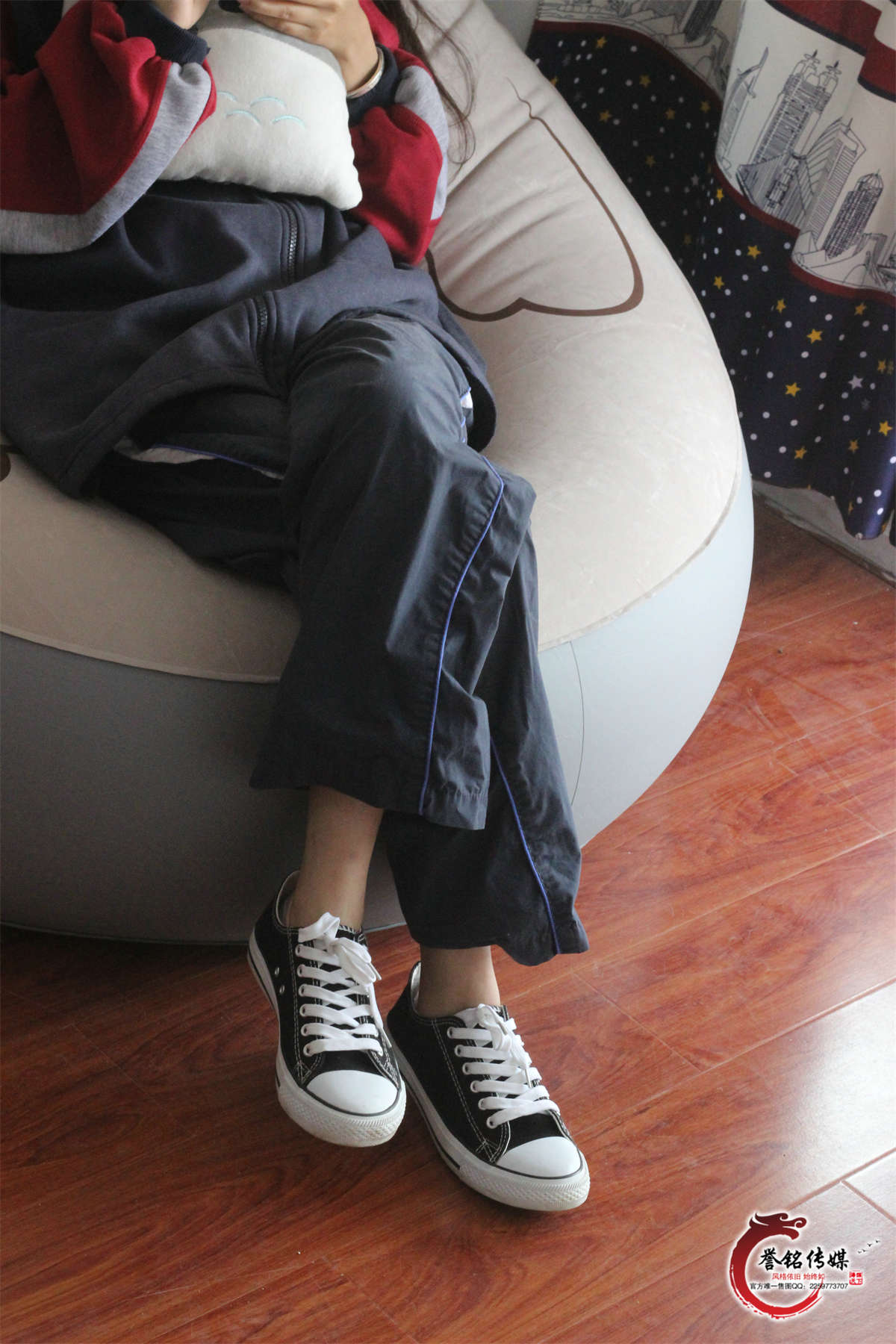 誉铭传媒 2017年-第八十一期-日更街拍