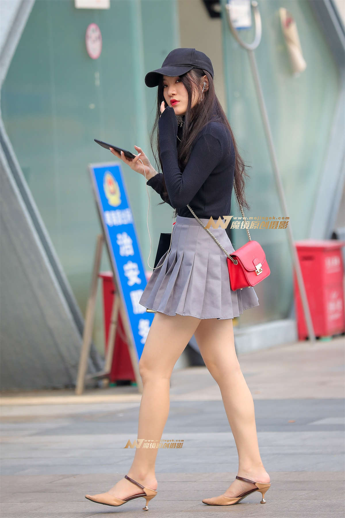 洁白如玉美腿-日更街拍