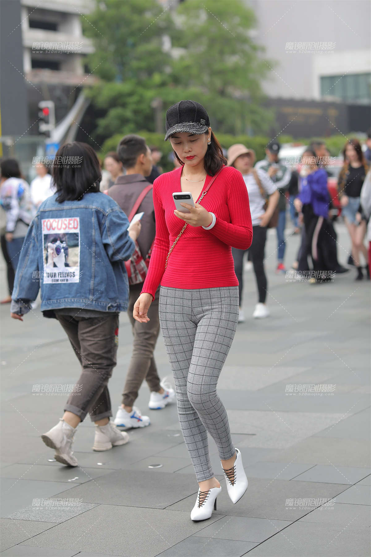 姐的回眸一笑 撩动你的心-日更街拍