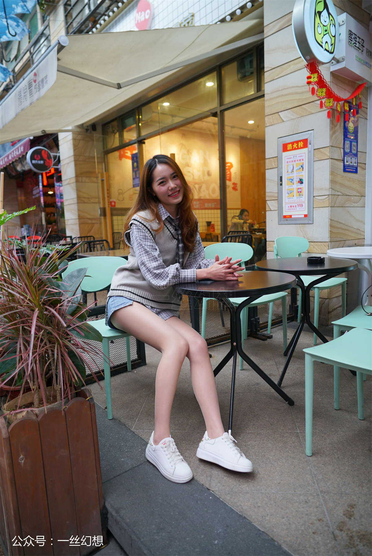 图片[2]-高丝女子图鉴 袜小喵×一丝幻想 NZ051 莹-日更街拍