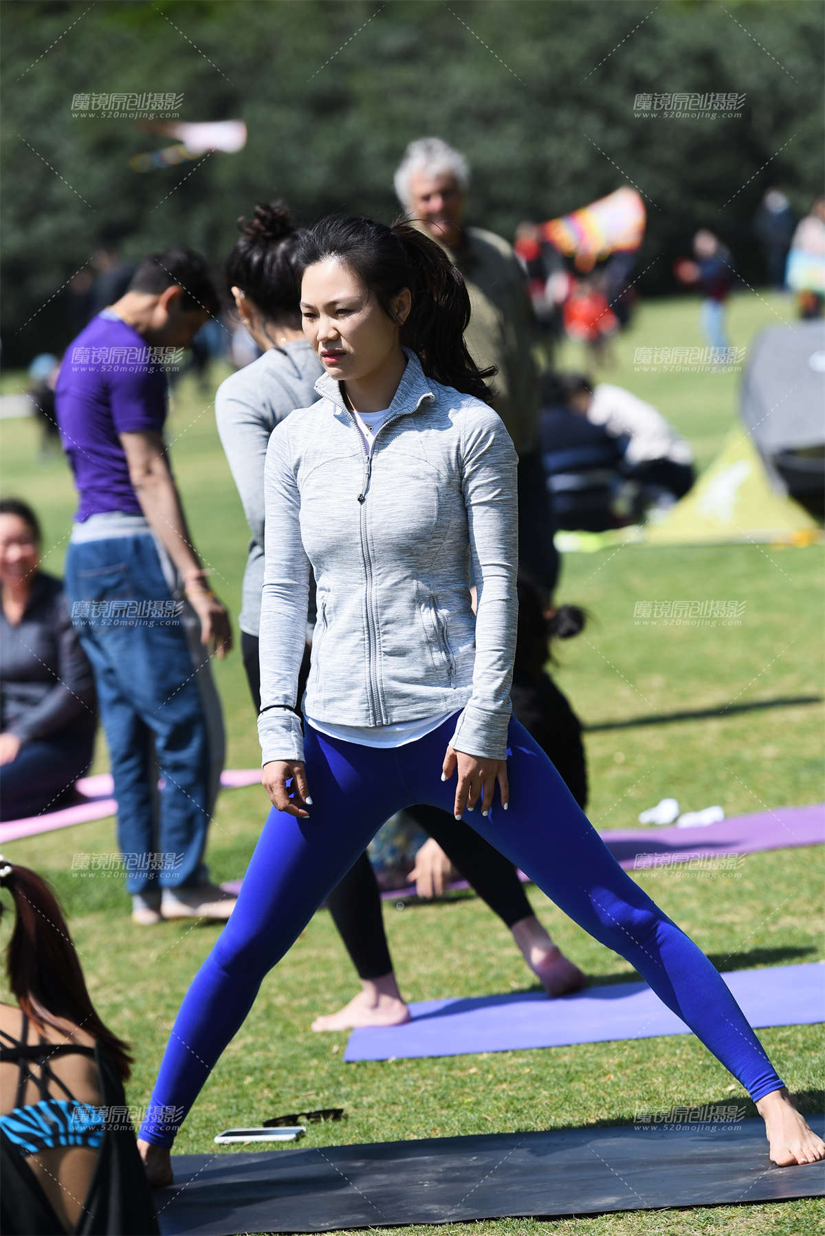 阳光草坪-日更街拍