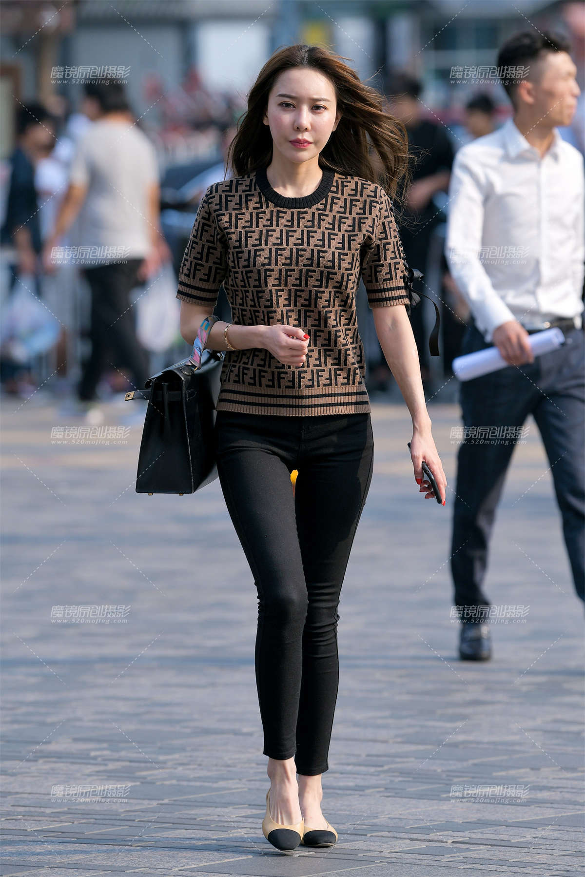 【红石赛帖】黑色性感紧牛美女-日更街拍