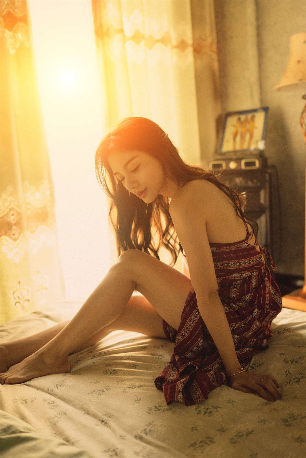 图片[2]-YITUYU艺图语 2025.03.20 昏暗灯光下蔓延的暧昧气息 姝雯同学-日更街拍