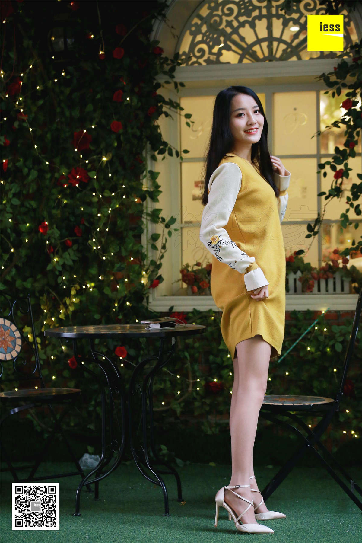 IESS异思趣向 丝享家173期：婉萍街拍肉丝婉萍-日更街拍