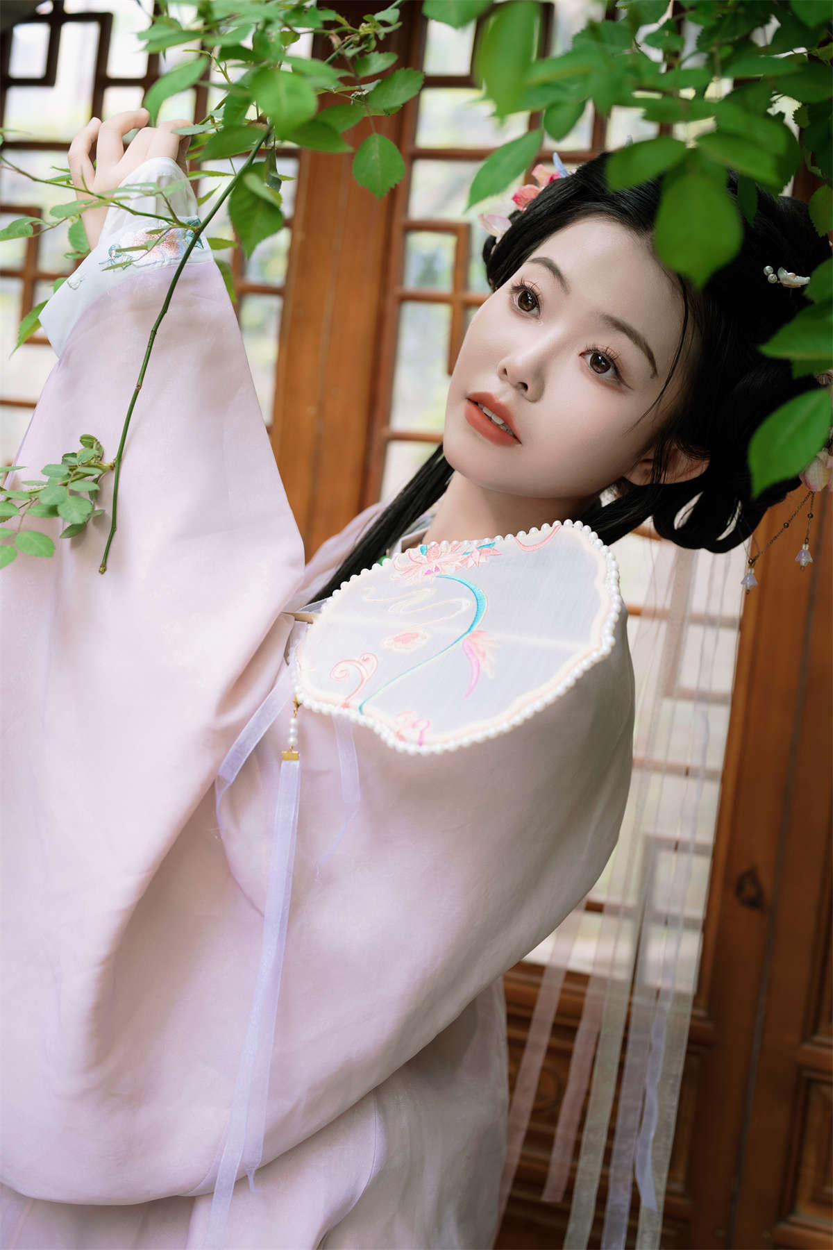 YITUYU艺图语 2024.05.20 春日宴，绿酒一杯歌一遍 生锈银插图1