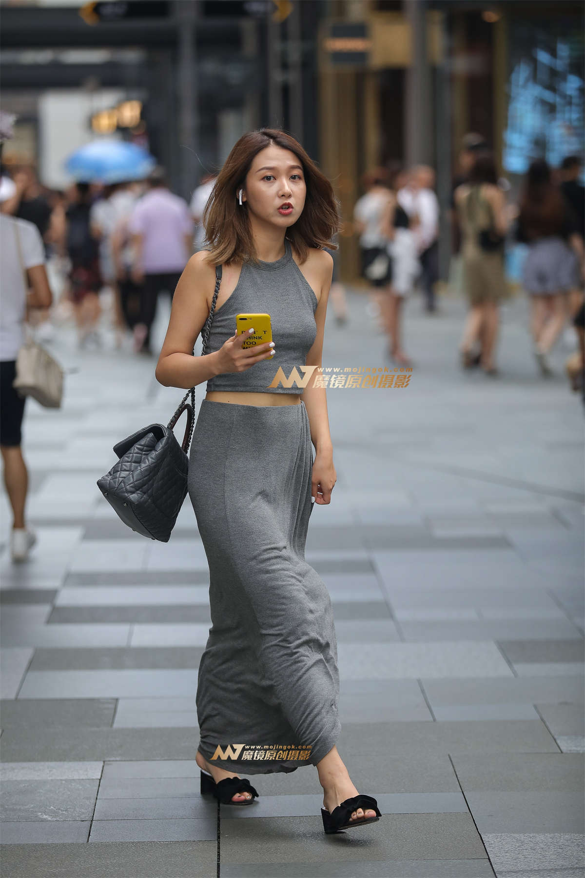 【凯恩赛贴】优雅多姿的长裙美女-日更街拍