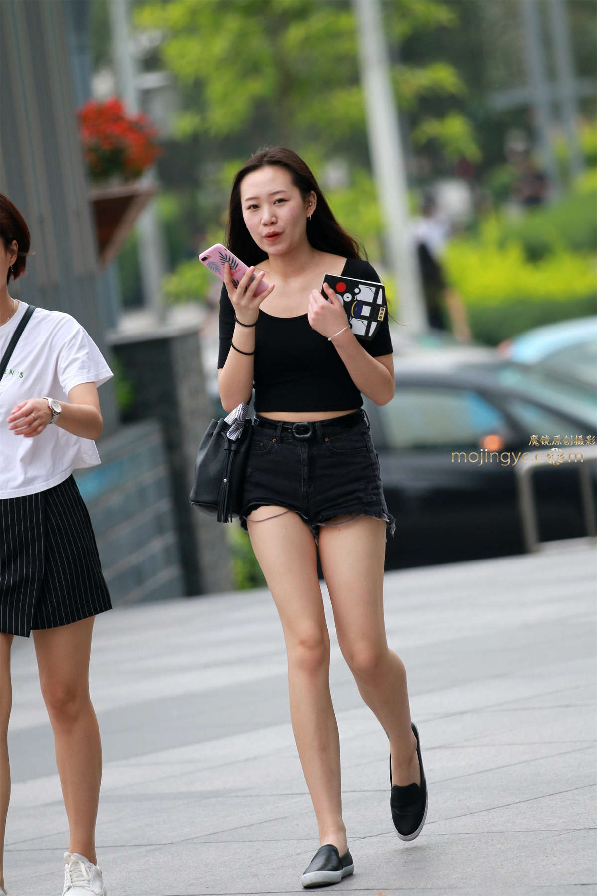 图片[2]-白皙长腿妹-日更街拍