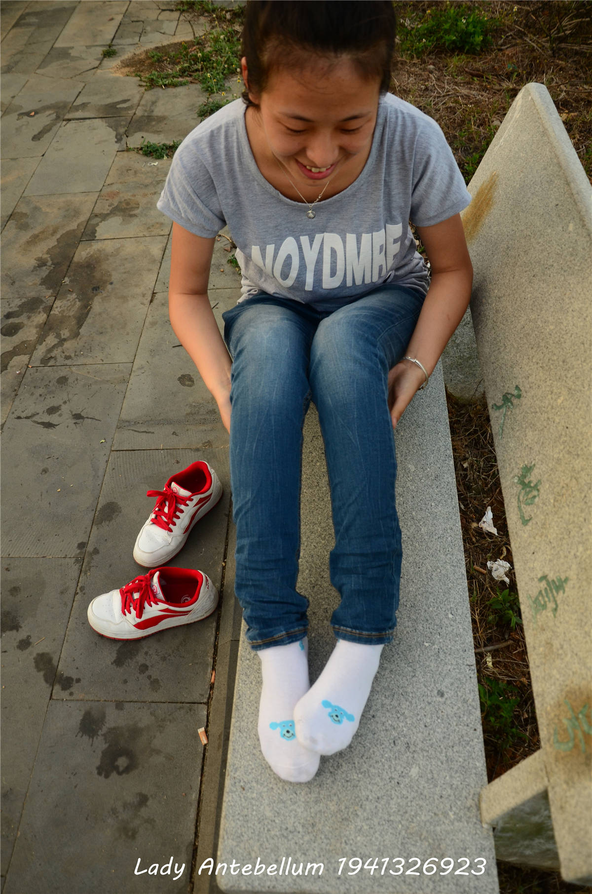 图片[2]-[战前女神] 美腿棉袜女神级摄影套图 028-日更街拍