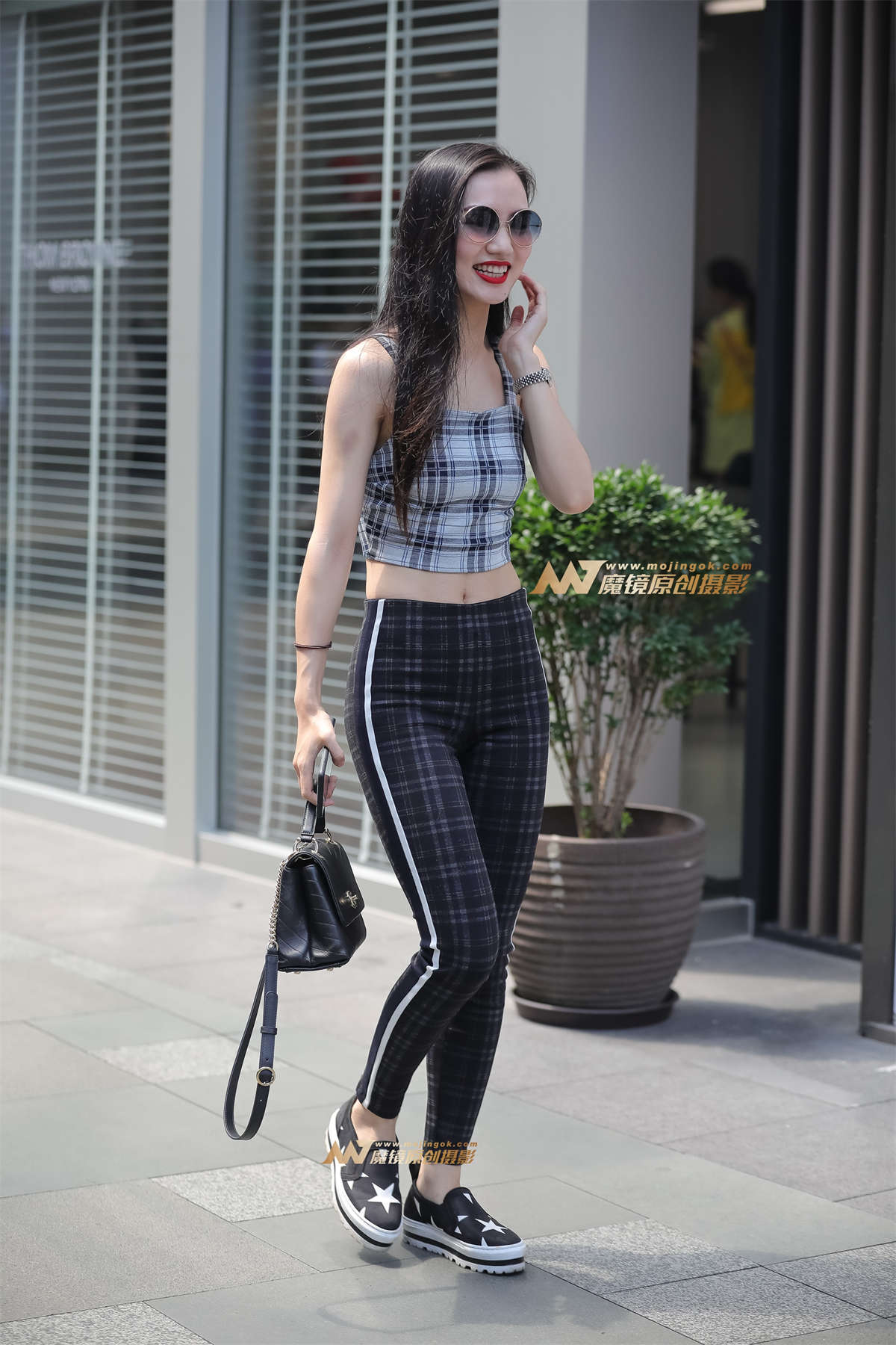 图片[2]-【凯恩赛帖】爱笑的女孩-日更街拍