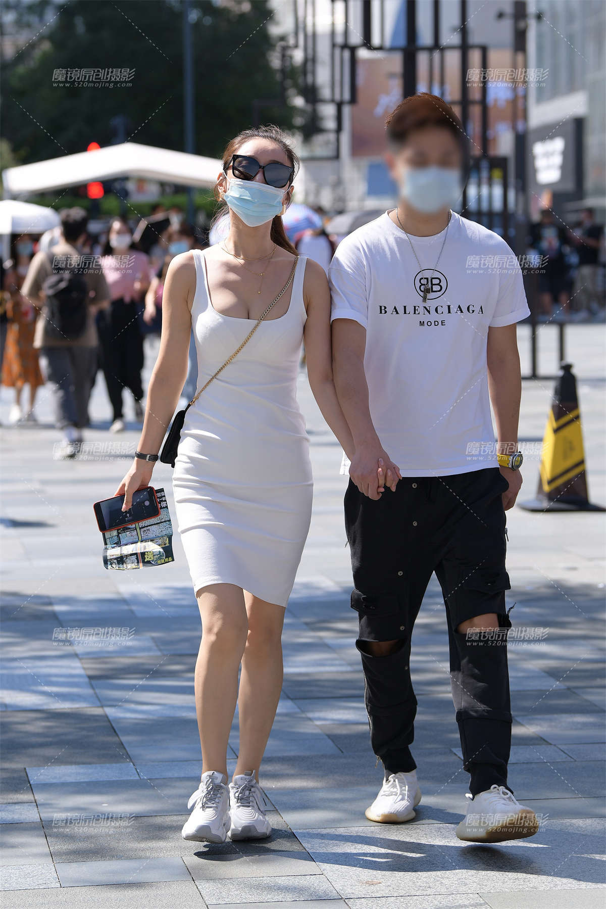 丰满的美女-日更街拍