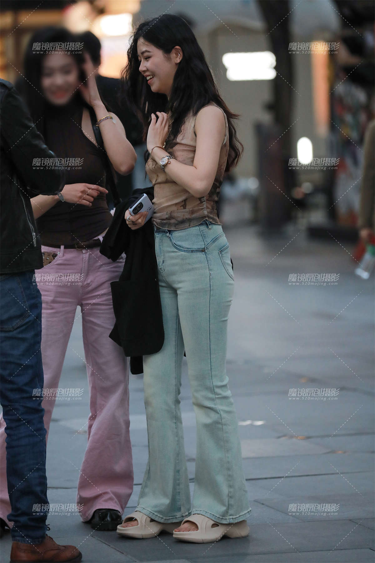 图片[2]-魔术-浅牛仔裤-日更街拍