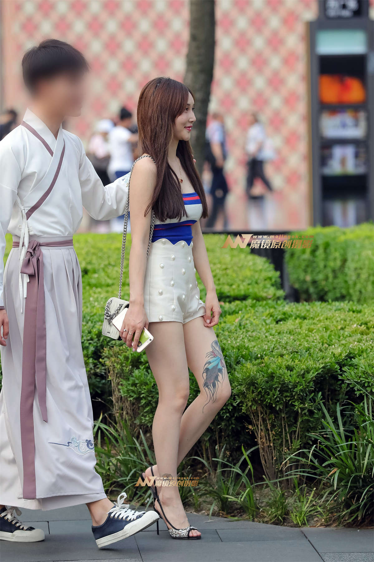 图片[2]-【凯恩赛帖】白嫩美腿女孩-日更街拍