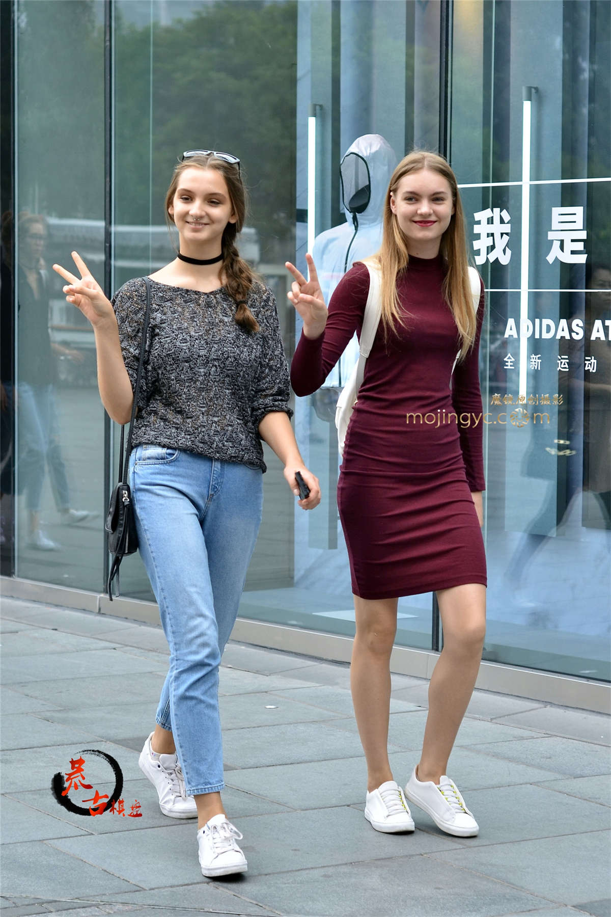 图片[2]-10-18 一对洋妞-日更街拍