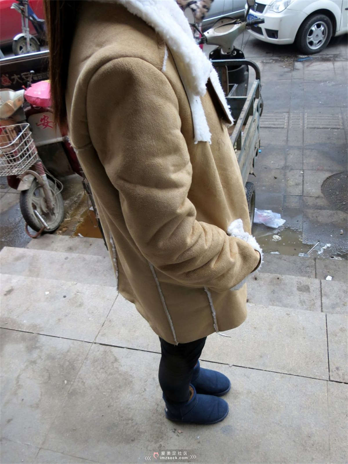 图片[2]-MZSOCK-2018 No.19 萝莉的雪地靴粉色大嘴猴棉袜嫩嫩足底-日更街拍