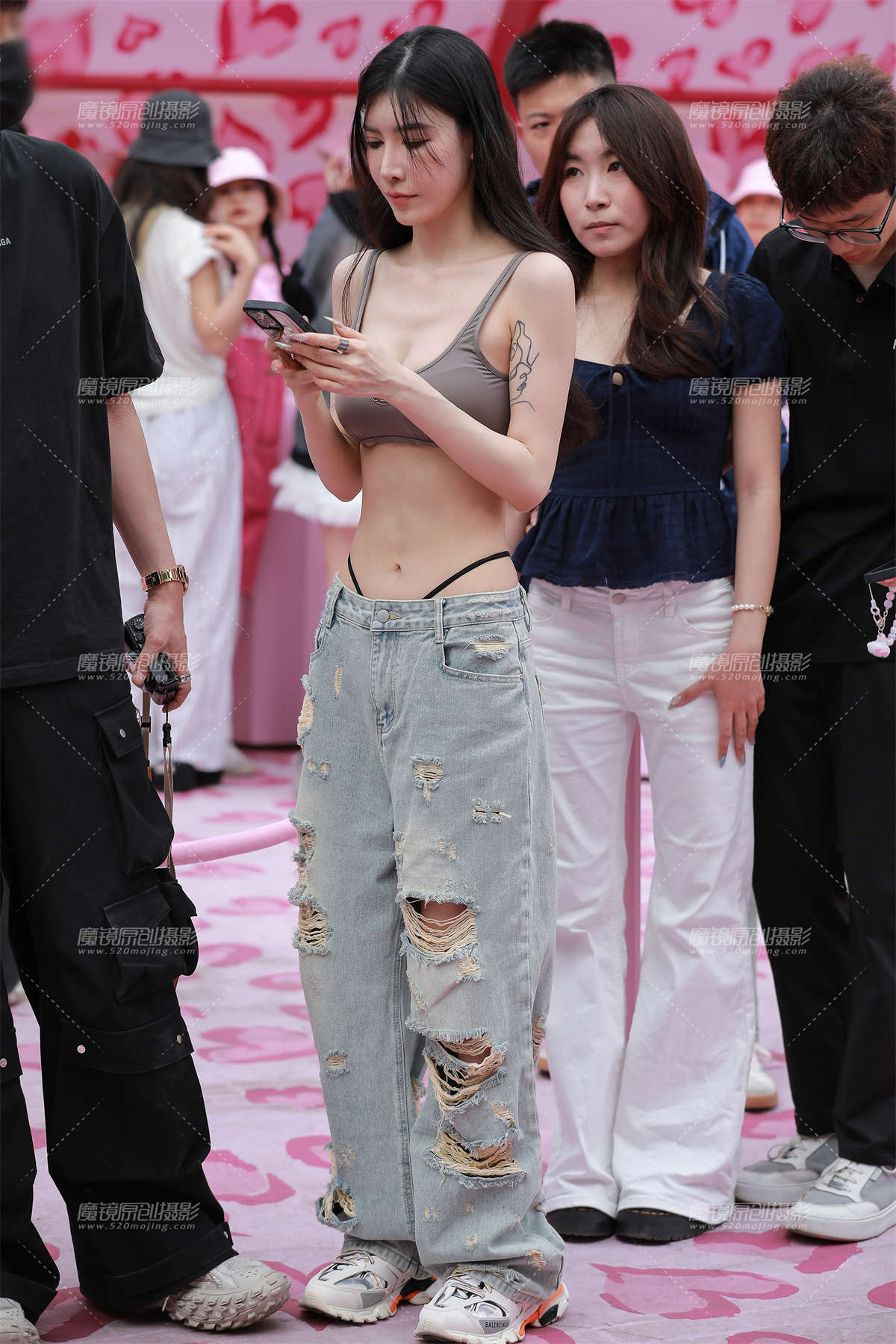 牛仔裤女友-日更街拍