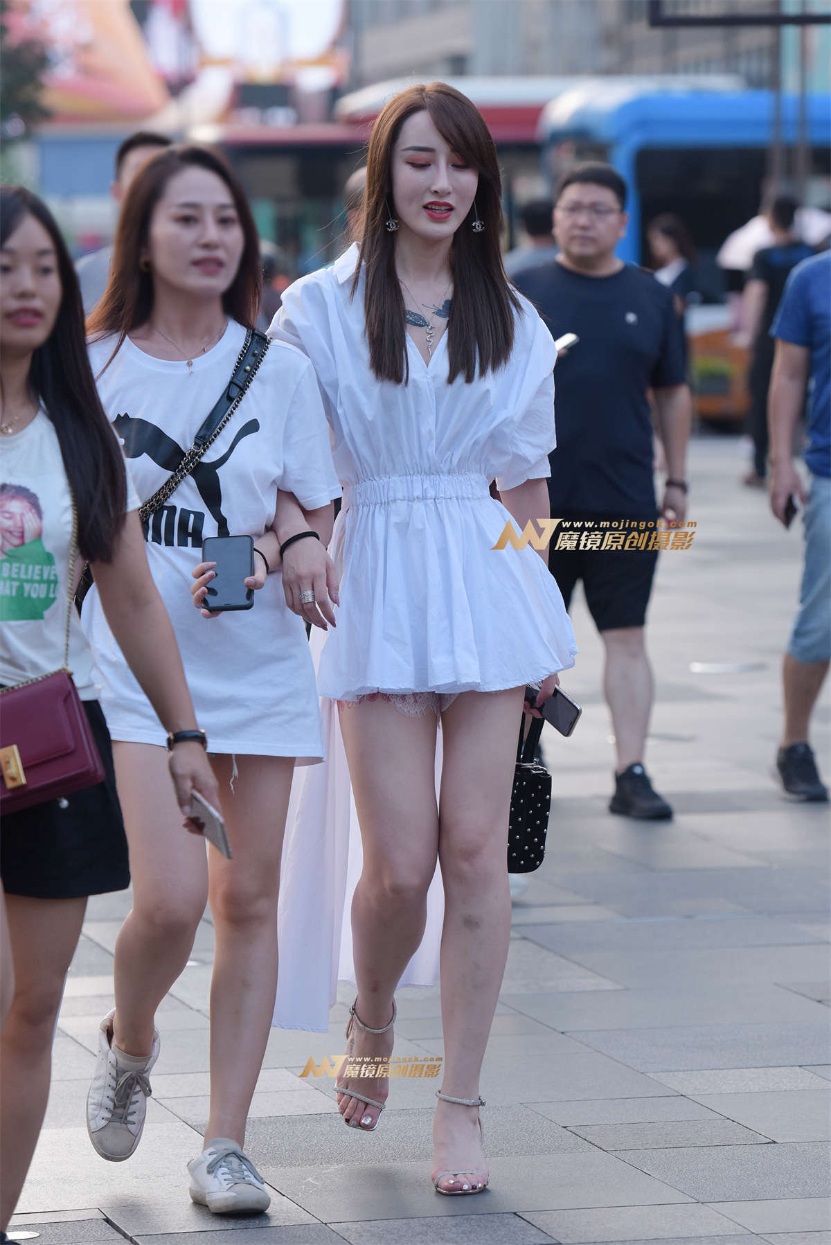 高跟长裙美女-日更街拍