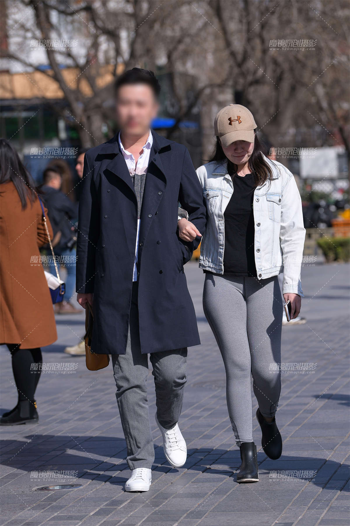 丰腴灰色紧身-日更街拍