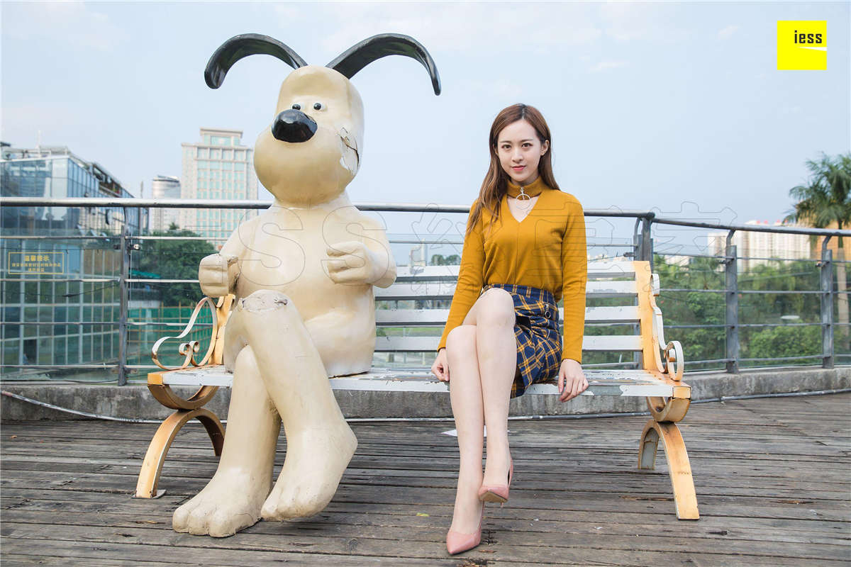 IESS异思趣向 丝享家400期：紫紫的气质套装紫紫-日更街拍