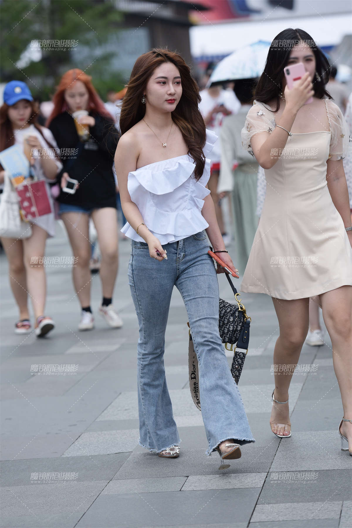 【慕容笙赛贴】牛子裤美女-日更街拍