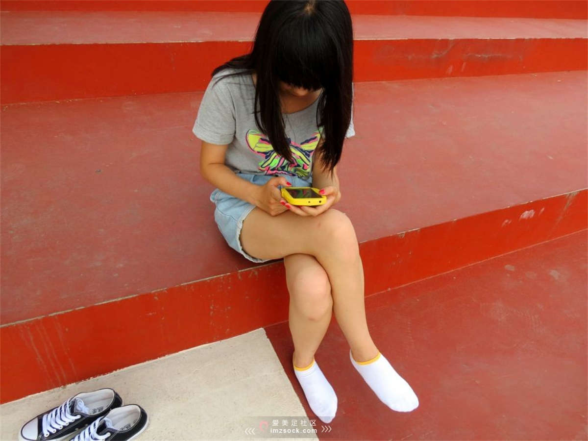 MZSOCK-2018 No.21 嫩腿热裤清纯帆布鞋少女【第二季】-日更街拍