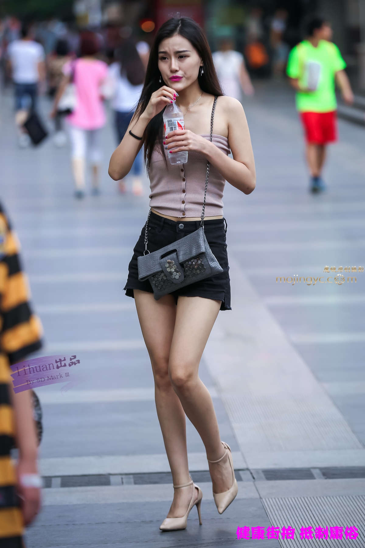 图片[2]-李欢原创-短裤，美腿（9P）-日更街拍