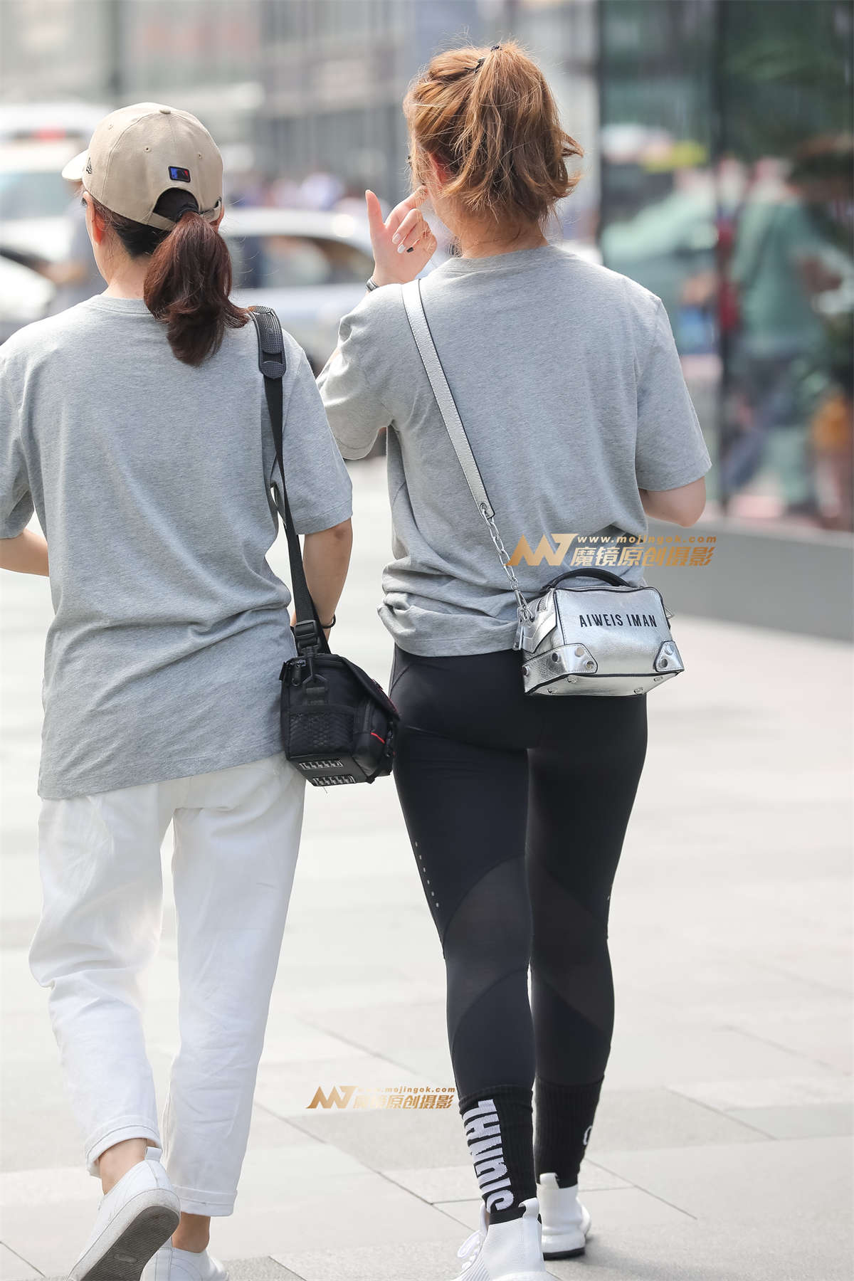 图片[2]-【凯恩赛帖】饱满紧身裤-日更街拍