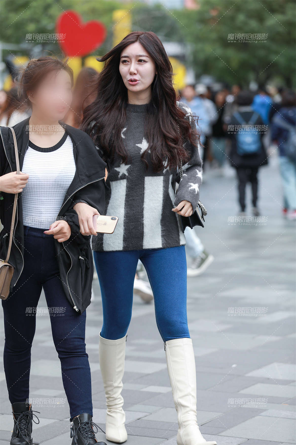 蓝牛长靴美眉-日更街拍