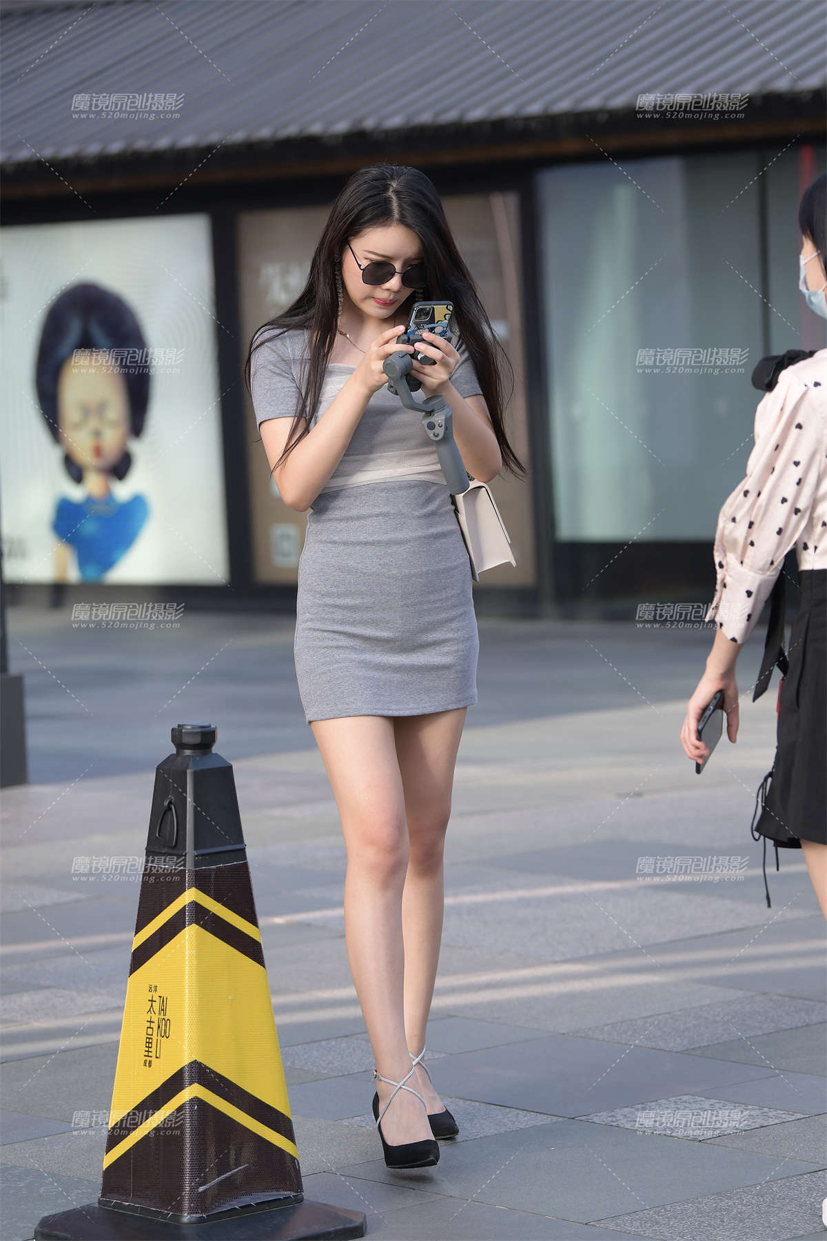 你的酒馆对我打了烊-日更街拍