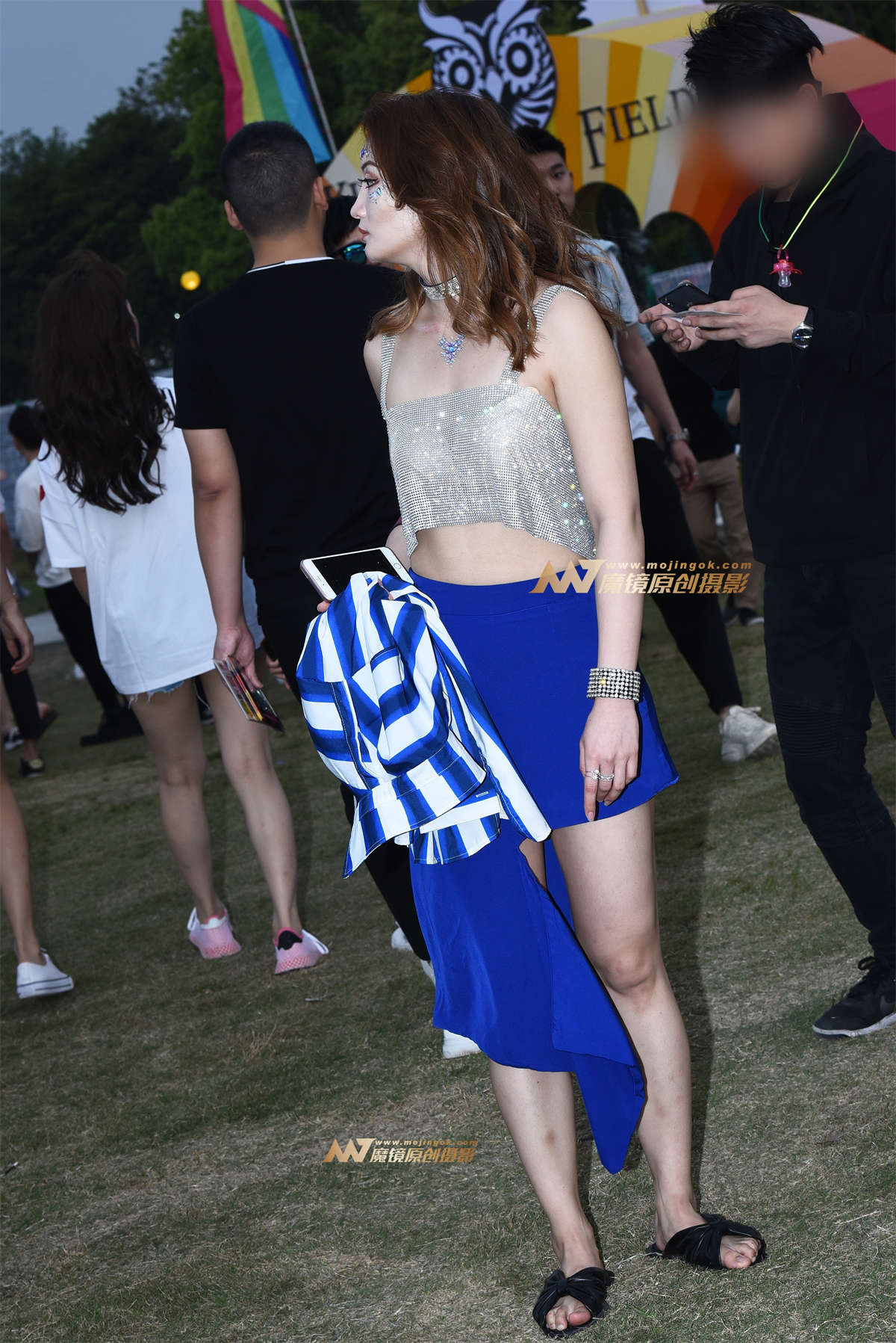 【咔喳赛贴】吊带装兰裙-日更街拍