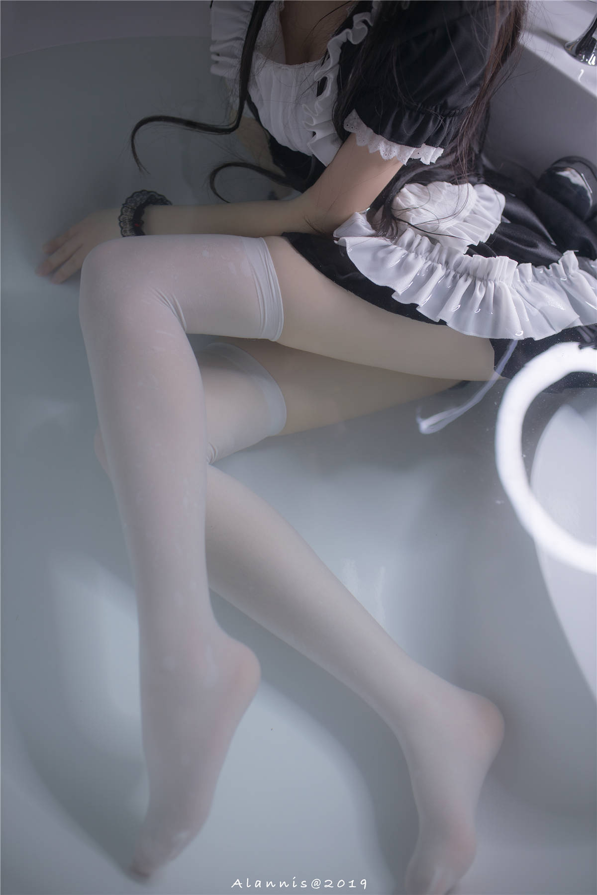 图片[2]-知名Coser-雪琪SAMA No.32 女仆水下版-日更街拍