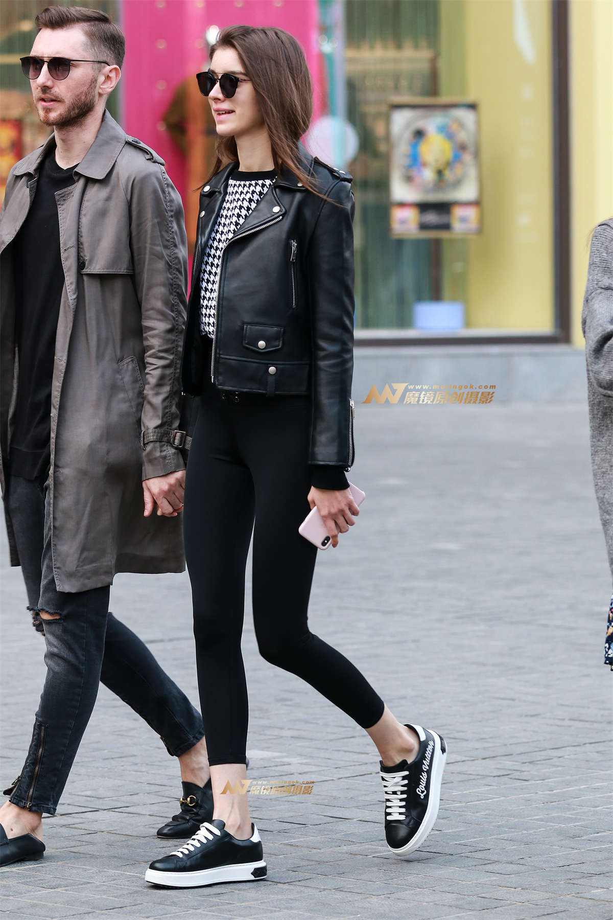 第1362篇★瑜伽洋妞★-日更街拍