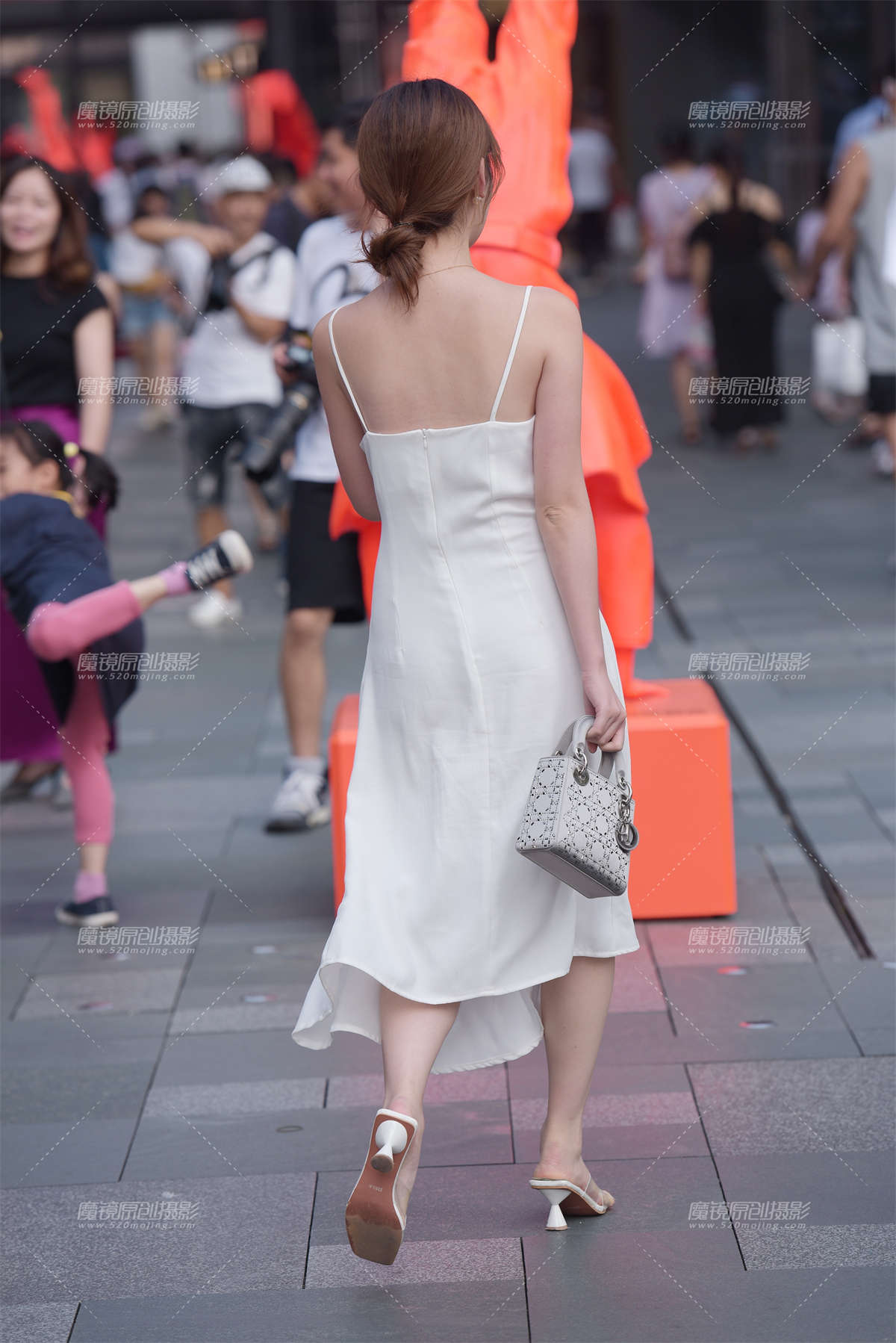 图片[2]-【慕容笙赛贴】清纯洁白的美女-日更街拍