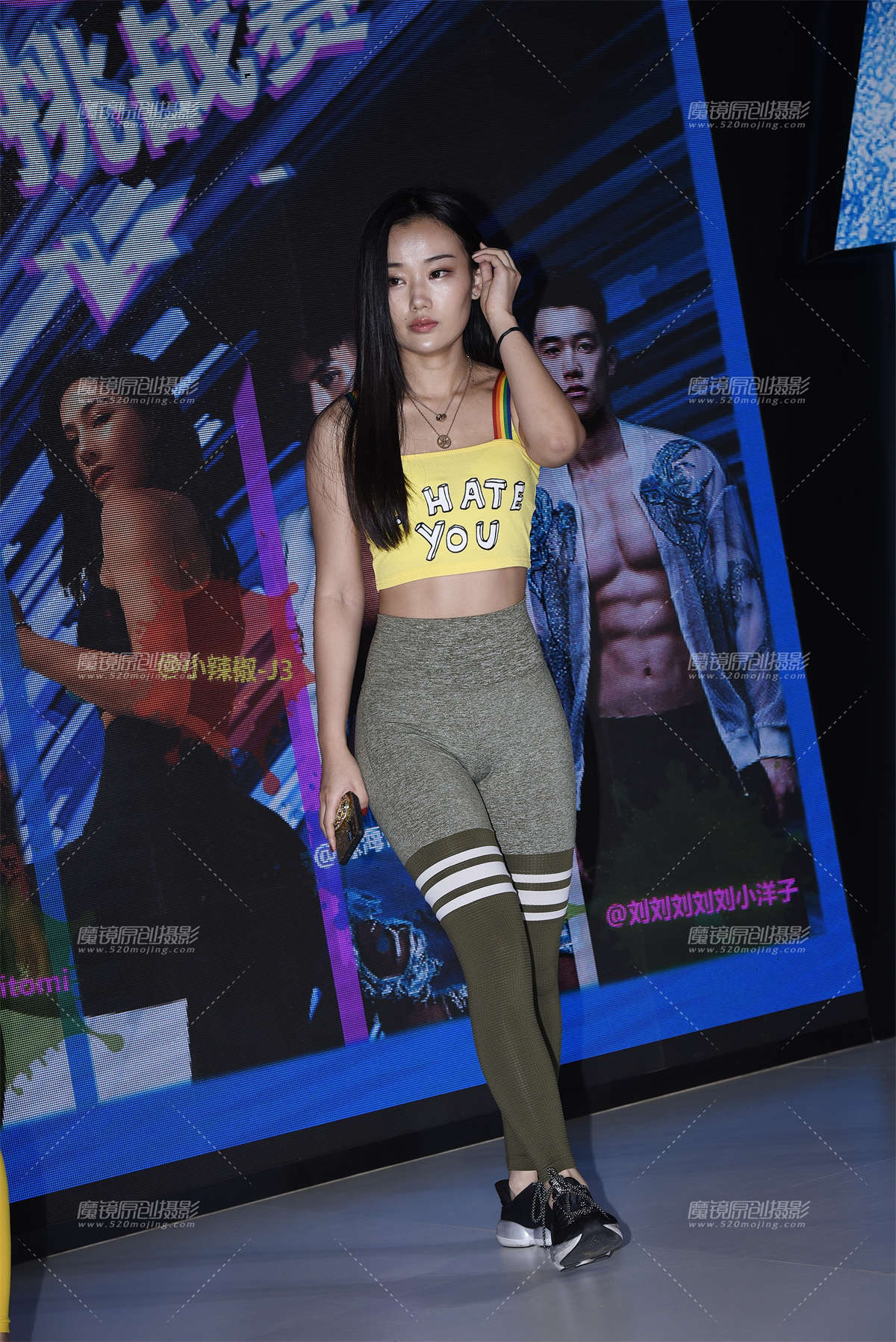 【咔喳赛贴】笑容-日更街拍