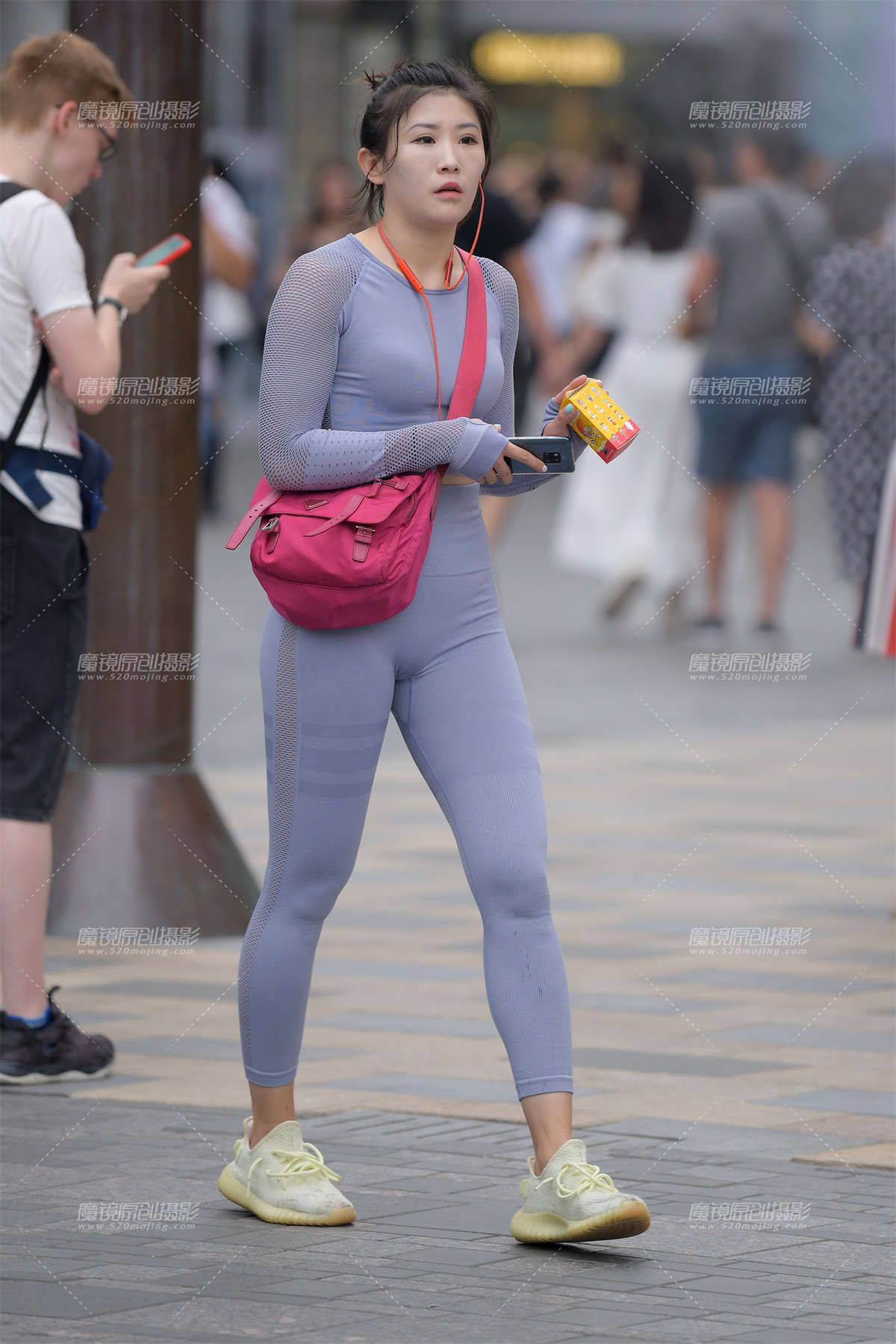 【红石赛贴】瑜伽裤美女-日更街拍