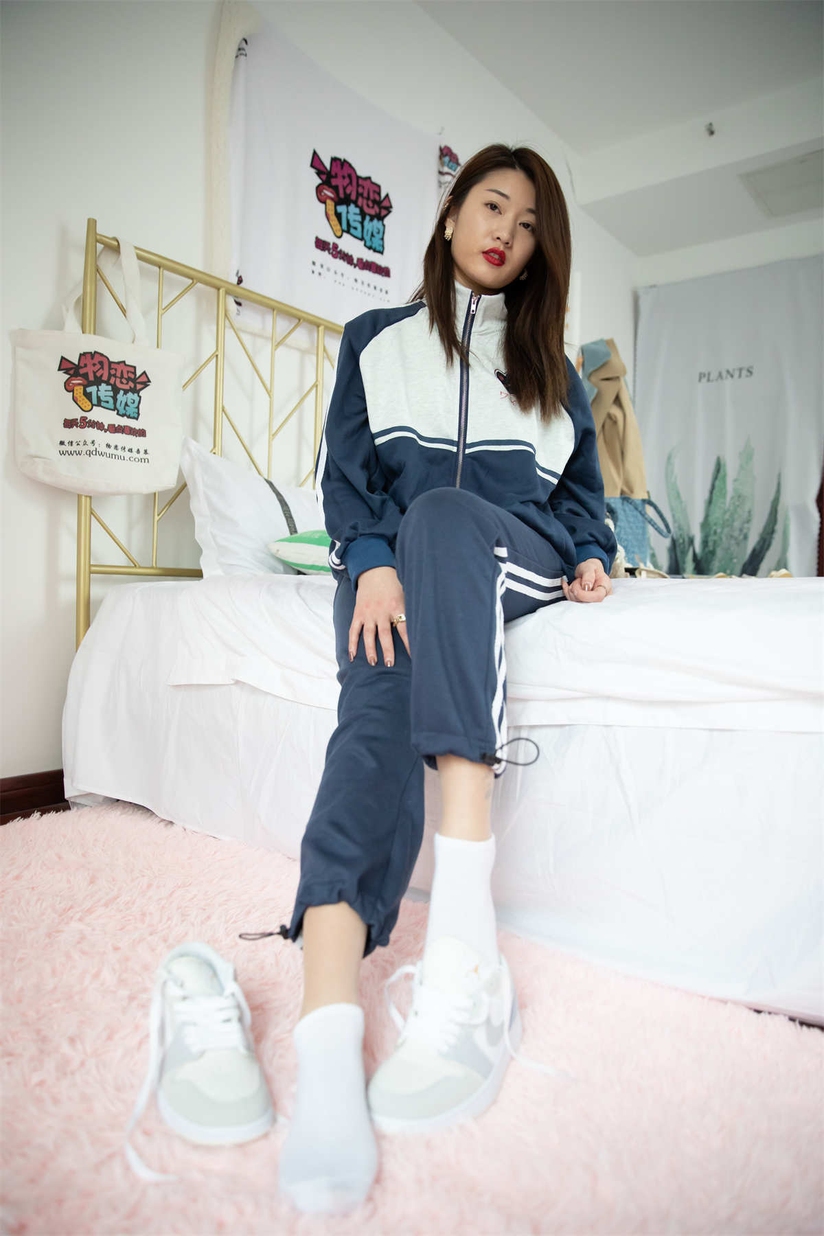 物恋传媒 NO.722期 言言-禅意人生-日更街拍