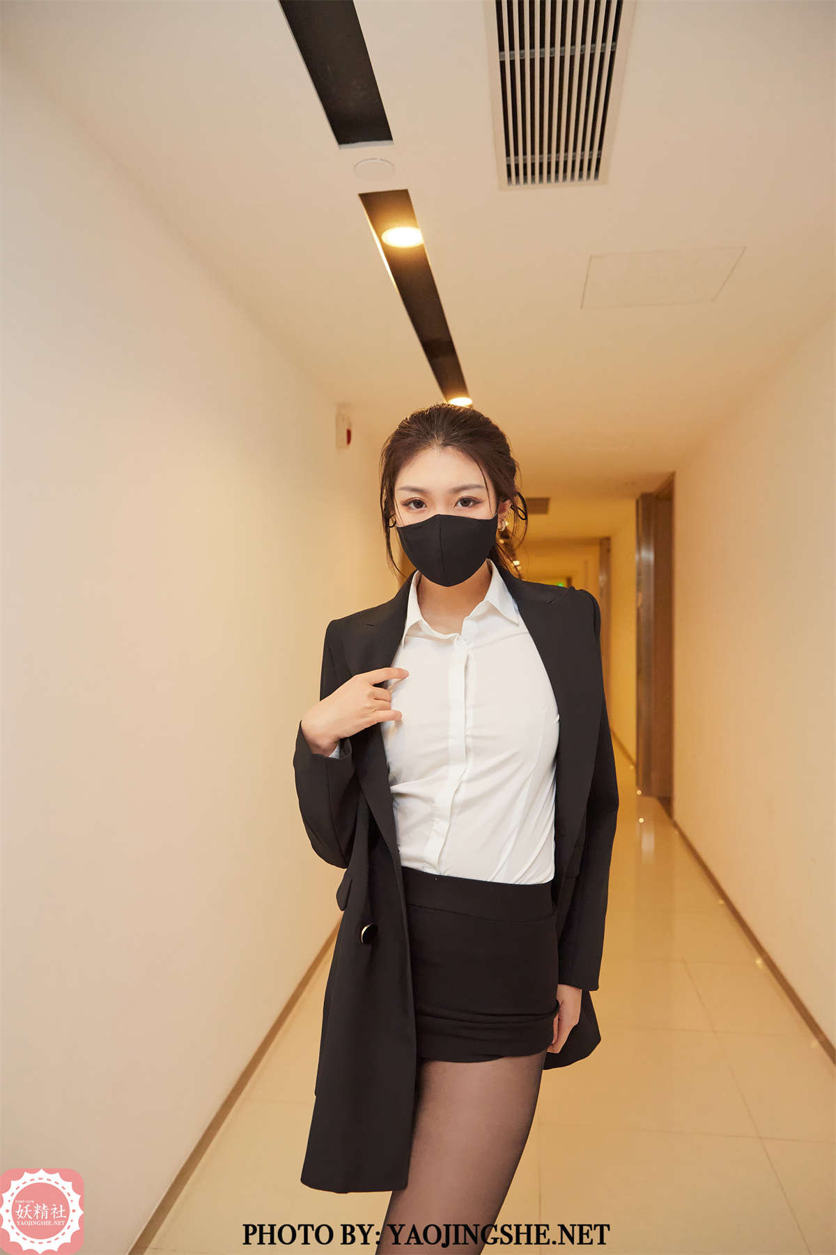 图片[2]-FAIRY CLUB妖精社 2021.06.12 T2121 苏伟 尾随苏老师-日更街拍