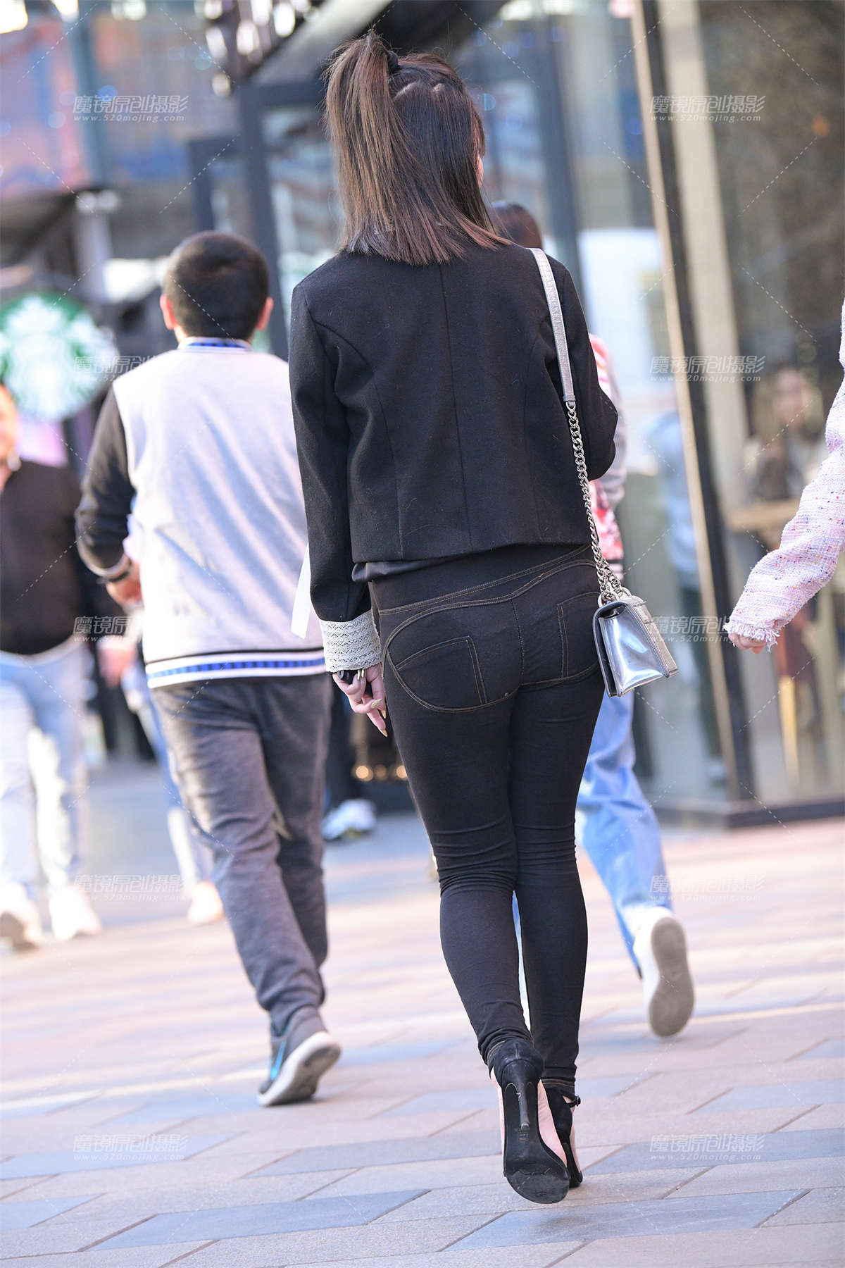 图片[2]-紧牛蜜桃-日更街拍