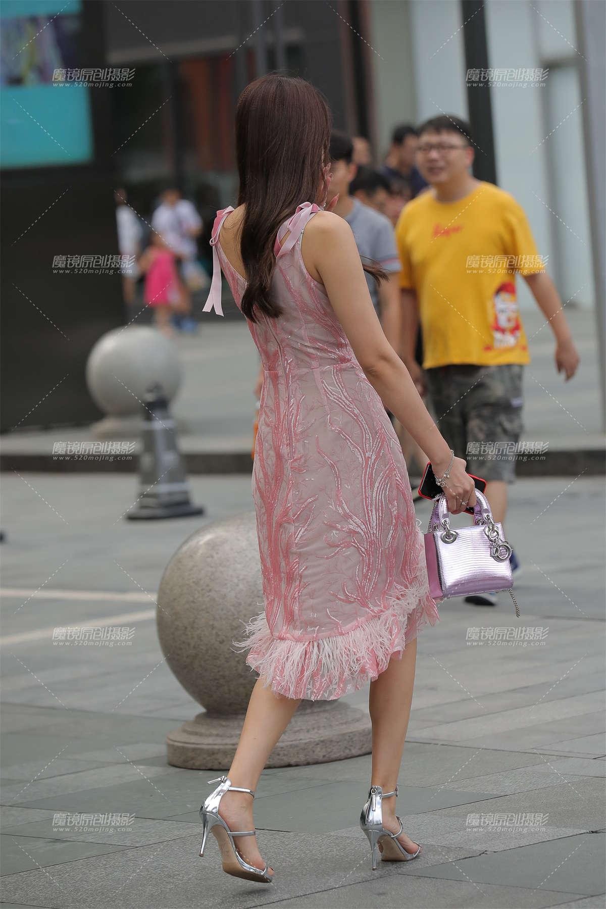 图片[2]-【凯恩赛贴】大V领-日更街拍