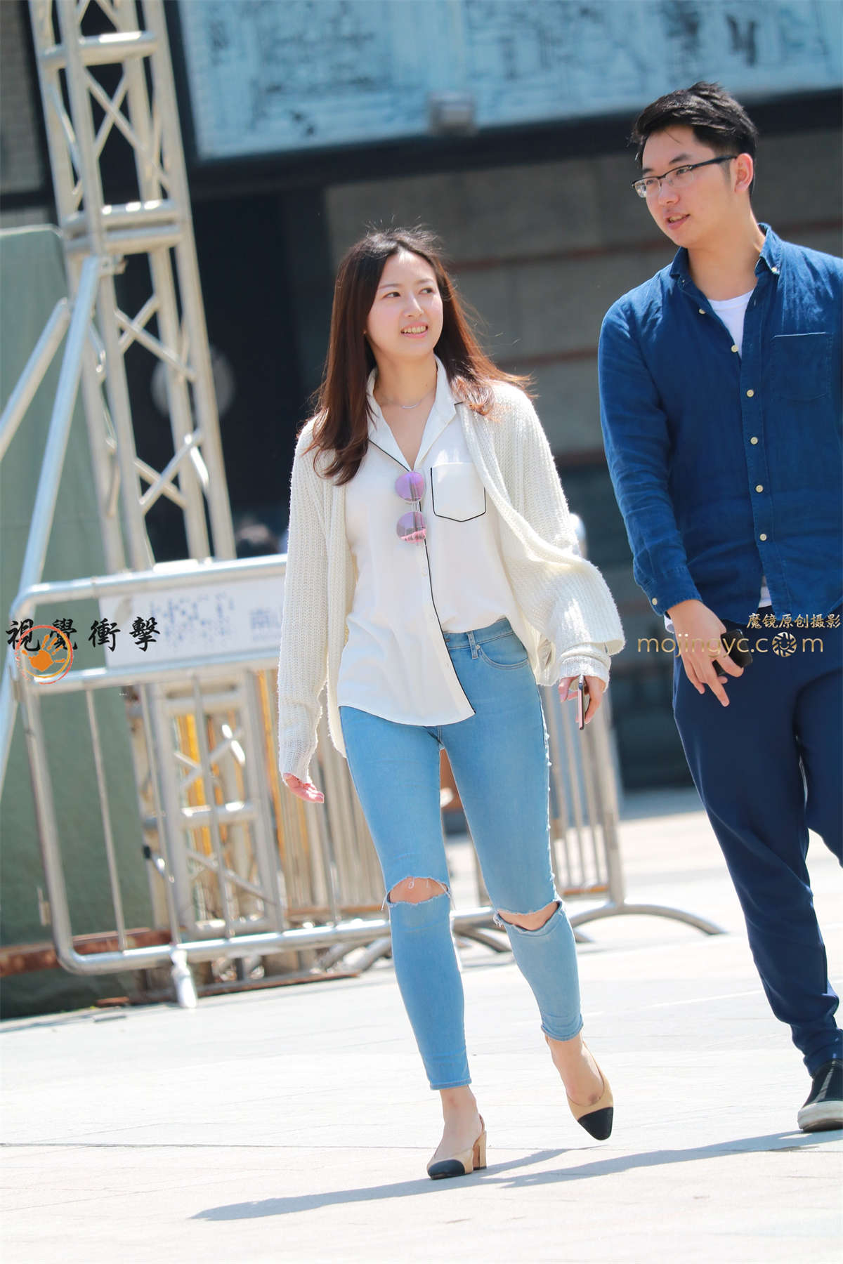 图片[2]-靓丽美女 紧身牛仔裤 【14p-日更街拍