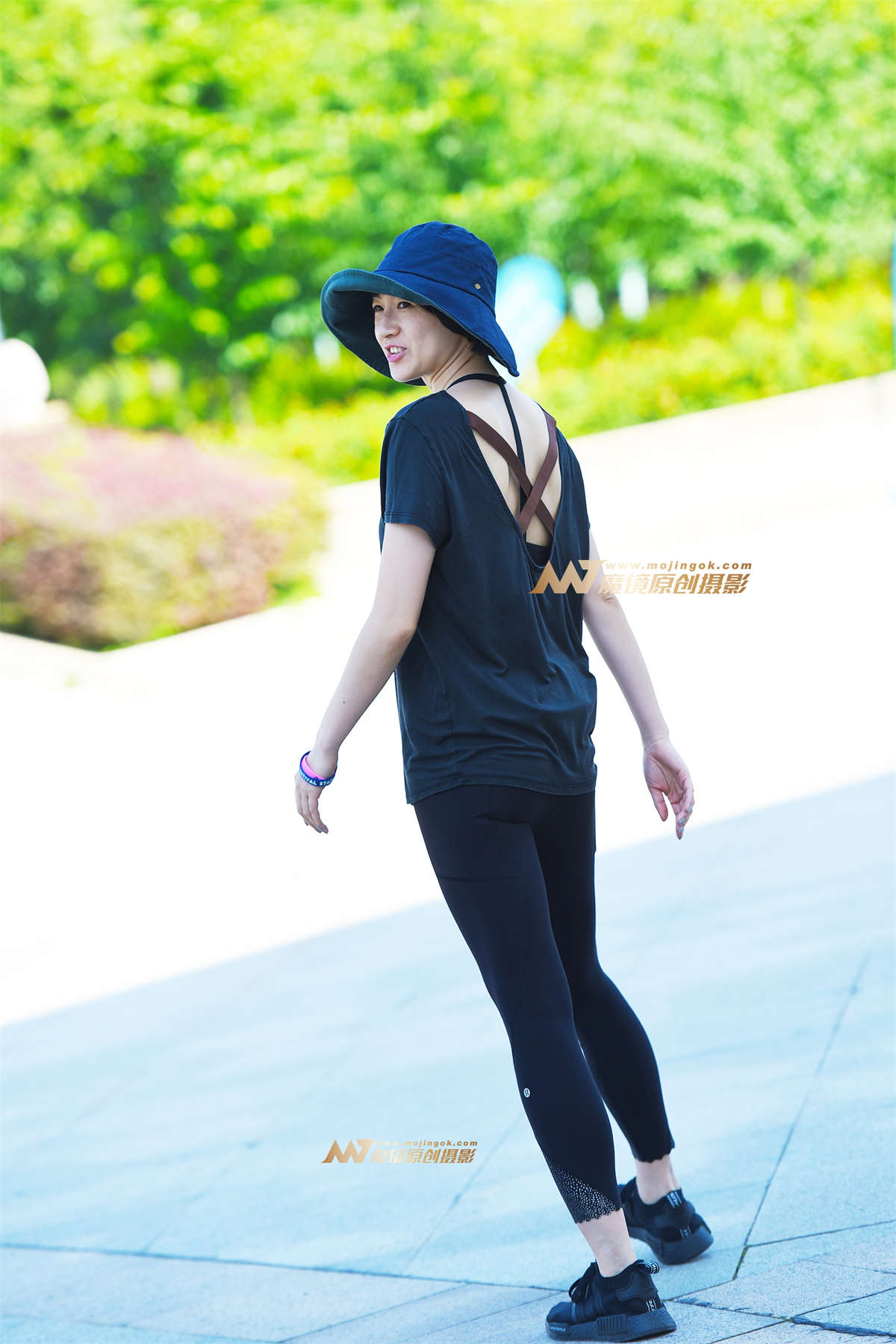 【咔喳赛贴】逛的尽兴-日更街拍