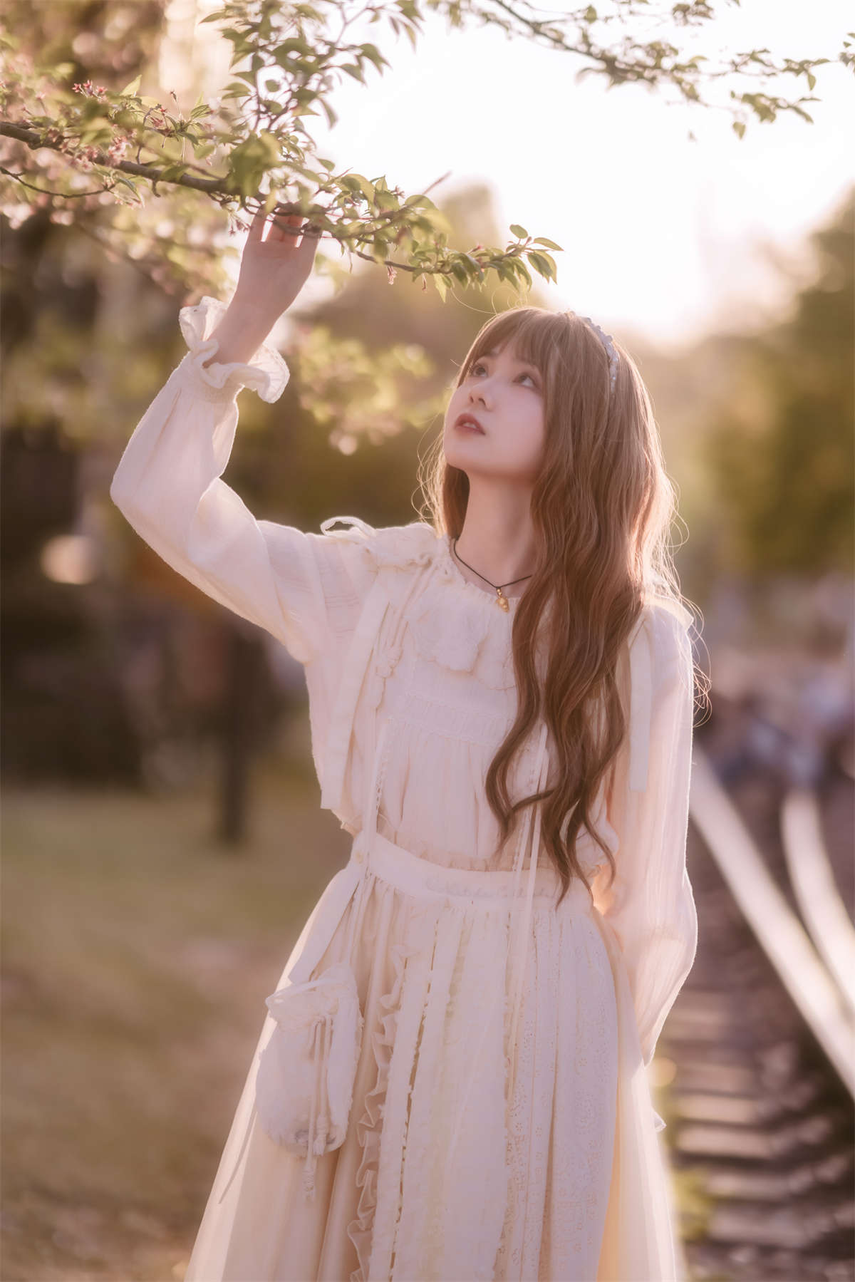 YITUYU艺图语 2024.05.23 假如四月是你的谎言 刘刘插图1