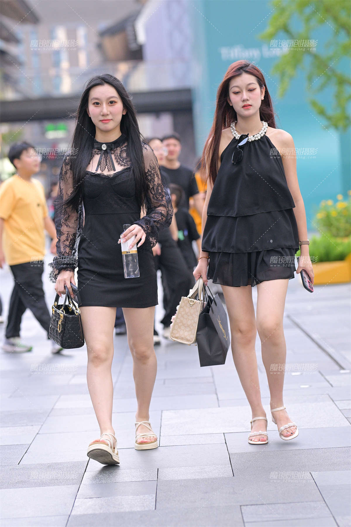 图片[2]-美腿高跟小姐姐-日更街拍