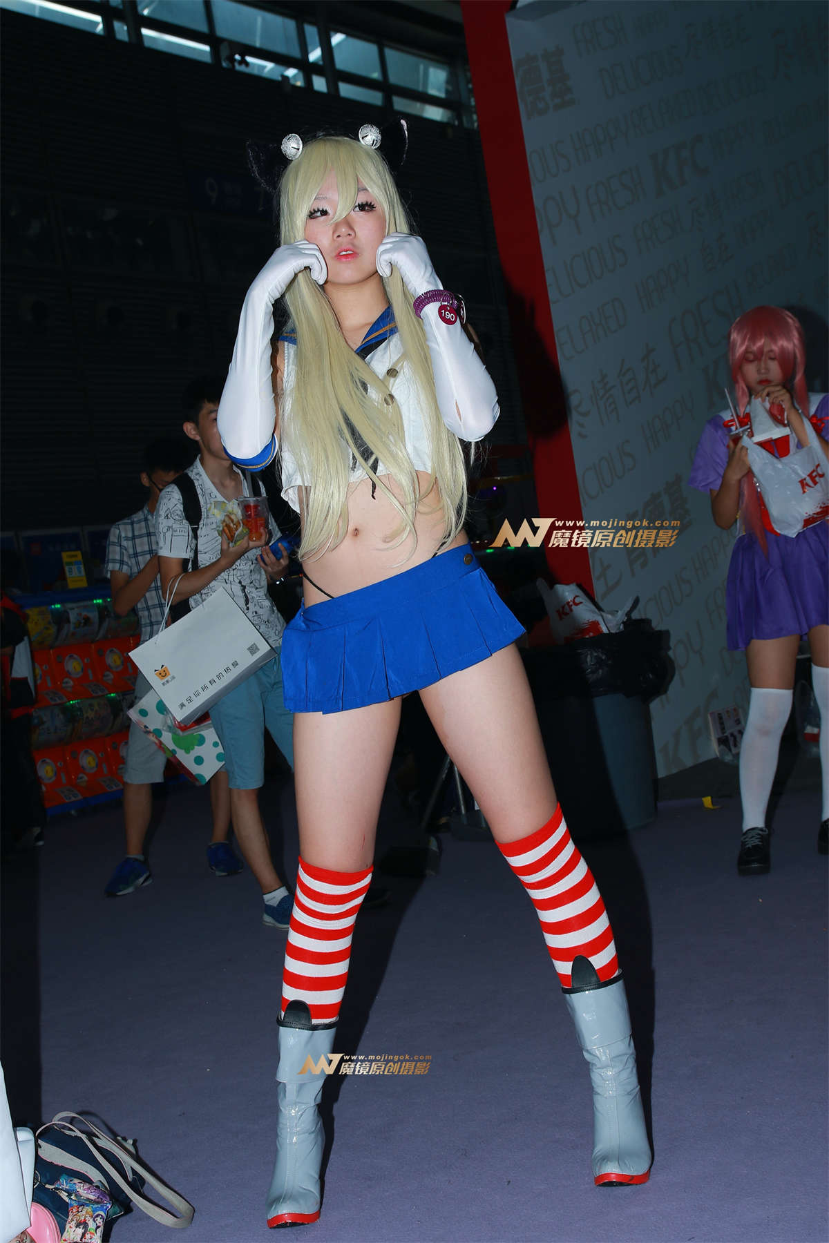 图片[2]-萌萌哒 齐逼迷你裙 诱人的月牙-日更街拍