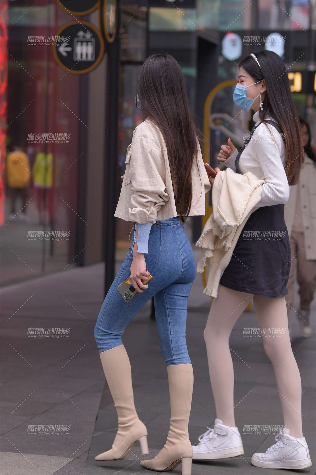 图片[2]-身材不错的紧牛小姐姐-日更街拍