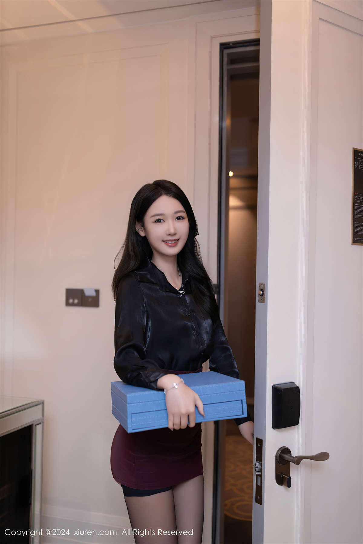 图片[2]-Xiuren秀人网 2024.09.02 NO.9102 唐安琪-日更街拍