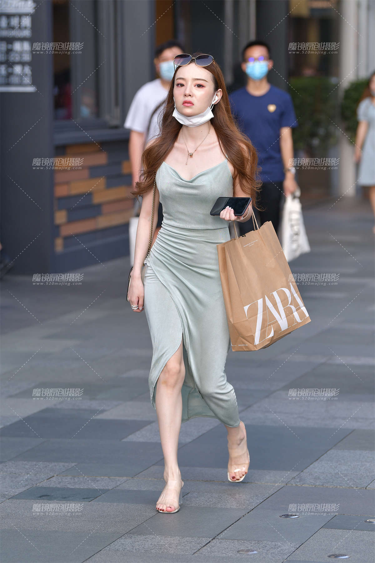 韵味开衩裙美女-日更街拍